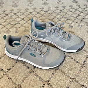 Keen Explore Vent Hiking Shoe Drizzle/Smoke Blue Size 7 NWOT